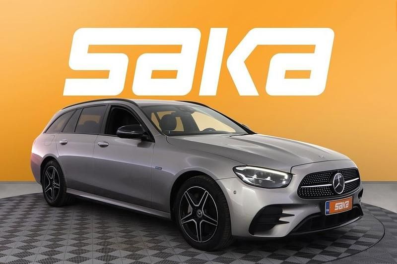 Käytetty Mercedes E300 AMG 313 HP (230 kW) 2021 Farmari