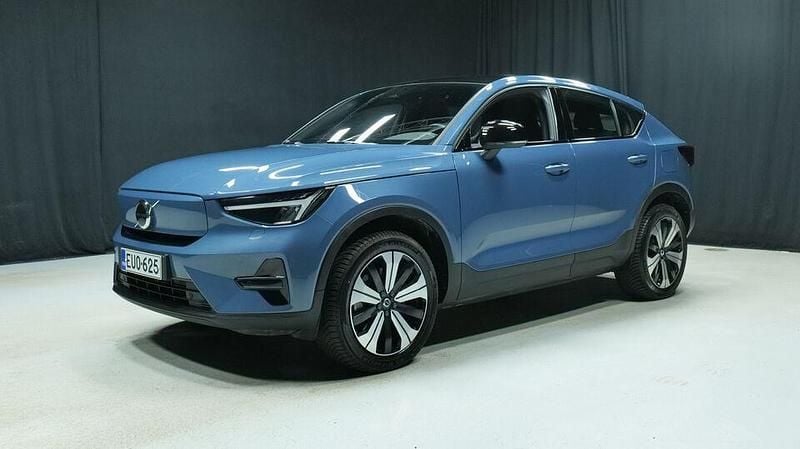 Käytetty Volvo C40 Core 169 kW (231 HP) 2023 Katumaasturi