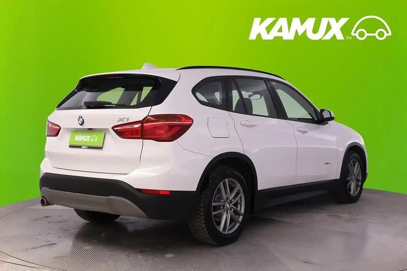 Käytetty BMW X1 Comfort Edition 150 HP (110 kW) 2016 Valkoinen Katumaasturi