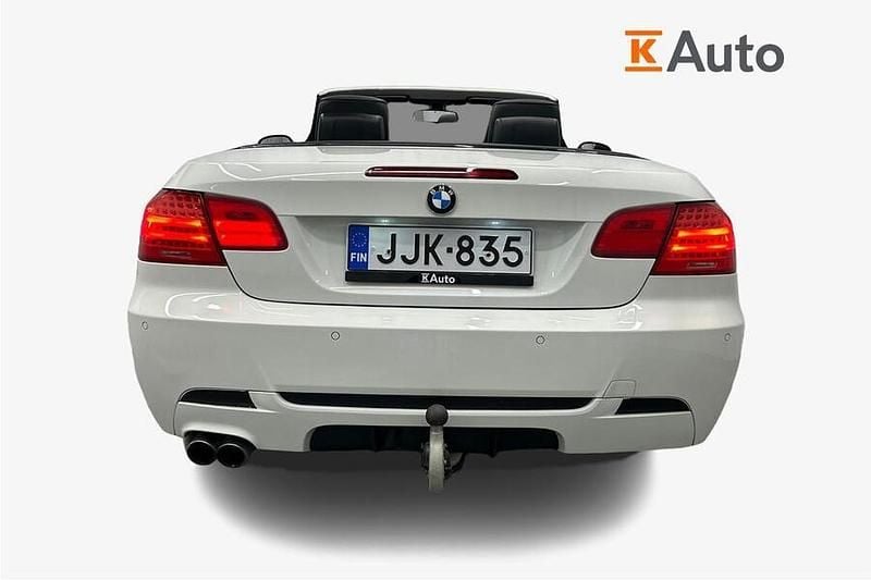 Käytetty BMW 330 Cabriolet M Sport 245 HP (180 kW) 2012 Avoauto