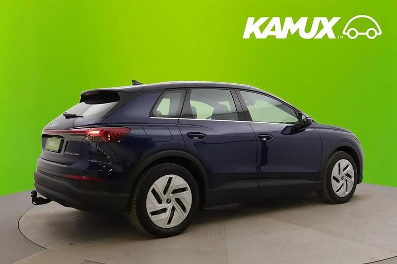 Käytetty Audi Q4 e-tron Basis 150 kW (204 HP) 2023 Sininen Katumaasturi