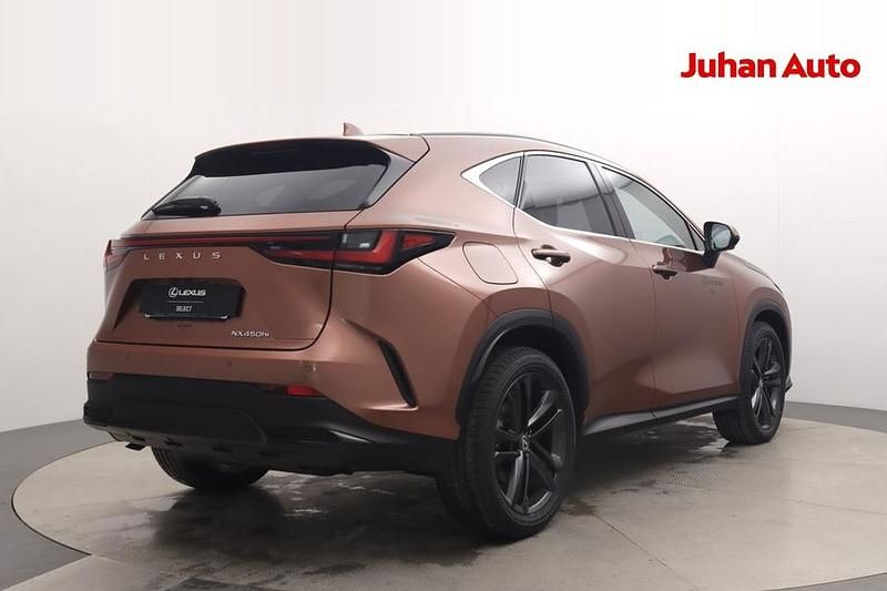 Käytetty Lexus NX450h+ Executive Line 309 HP (227 kW) 2024 Ruskea Katumaasturi