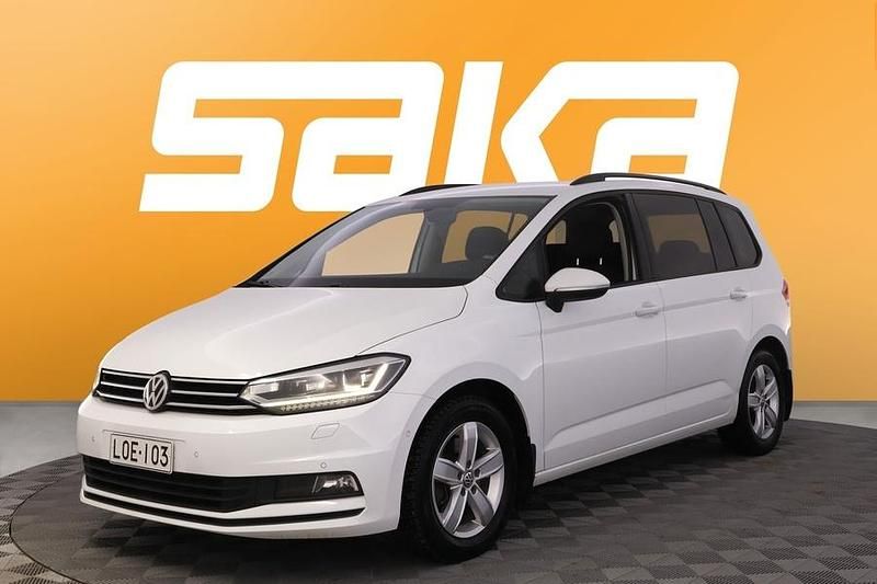 Käytetty VW Touran Edition 116 HP (85 kW) 2018 Tila-auto