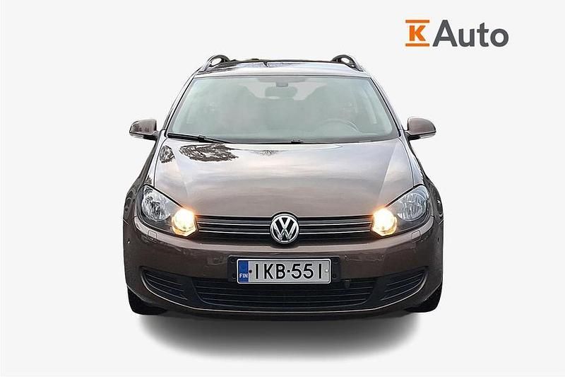 Käytetty VW Golf Comfortline 122 HP (89 kW) 2011 Farmari