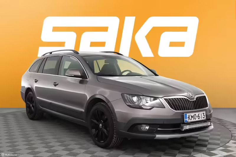 Peessi Käytetty 2014 Skoda Superb Ambition Farmari | 12 490 € (Supertarjous) - Kuva 1/3