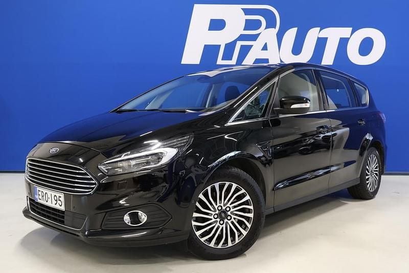 Käytetty Ford S-MAX Titanium 150 HP (110 kW) 2020 Tila-auto