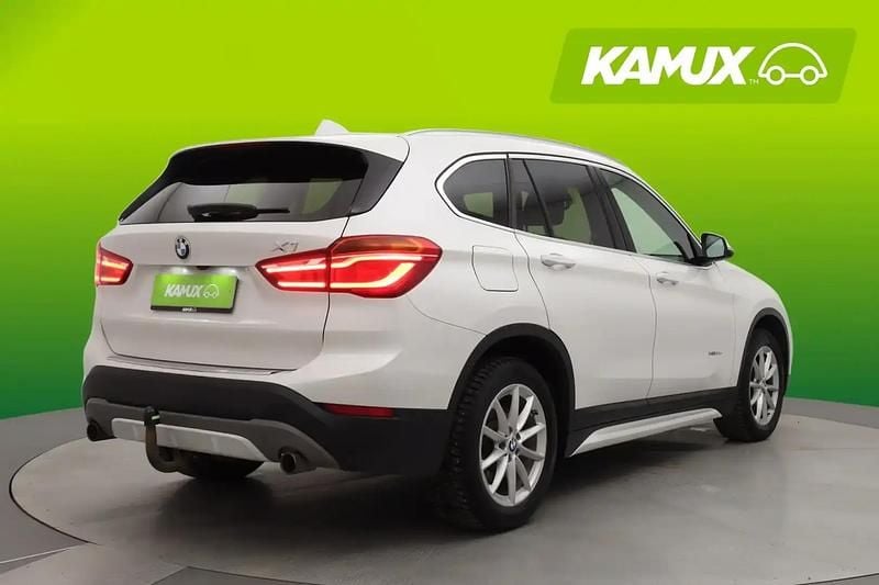 Käytetty BMW X1 Comfort Edition 190 HP (139 kW) 2016 Valkoinen Katumaasturi