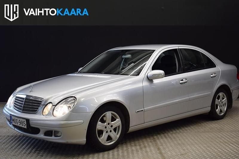 Käytetty Mercedes E200 122 HP (89 kW) 2006 Sedan