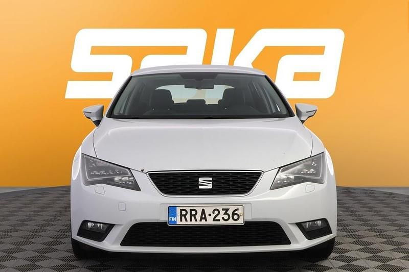 Käytetty Seat Leon Style 105 HP (77 kW) 2012 Viistoperä
