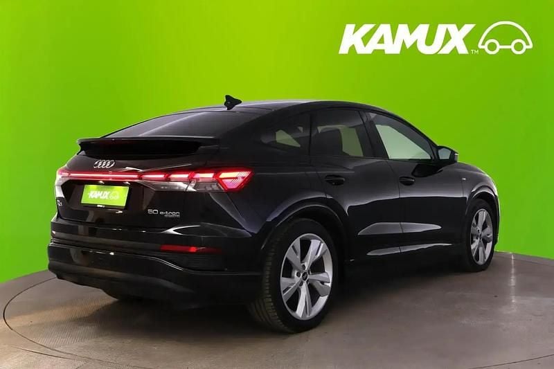 Käytetty Audi Q4 Sportback e-tron S-Line 219 kW (299 HP) 2021 Musta Katumaasturi