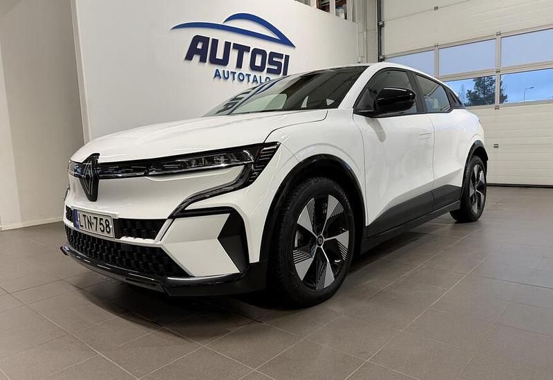 Valkoinen Käytetty 2023 Renault Mégane IV Equilibre Viistoperä | 22 790 € - Kuva 1/4