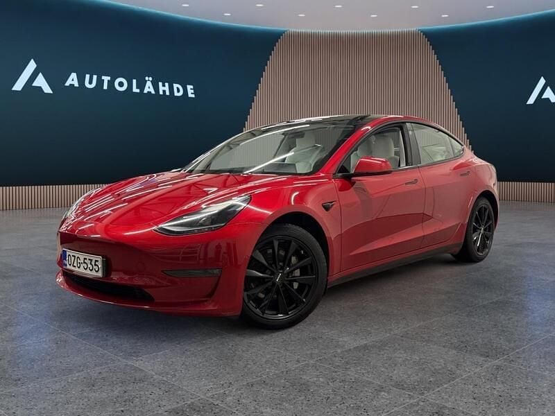 Käytetty Tesla Model 3 Long Range AWD 258 kW (351 HP) 2021 Sedan