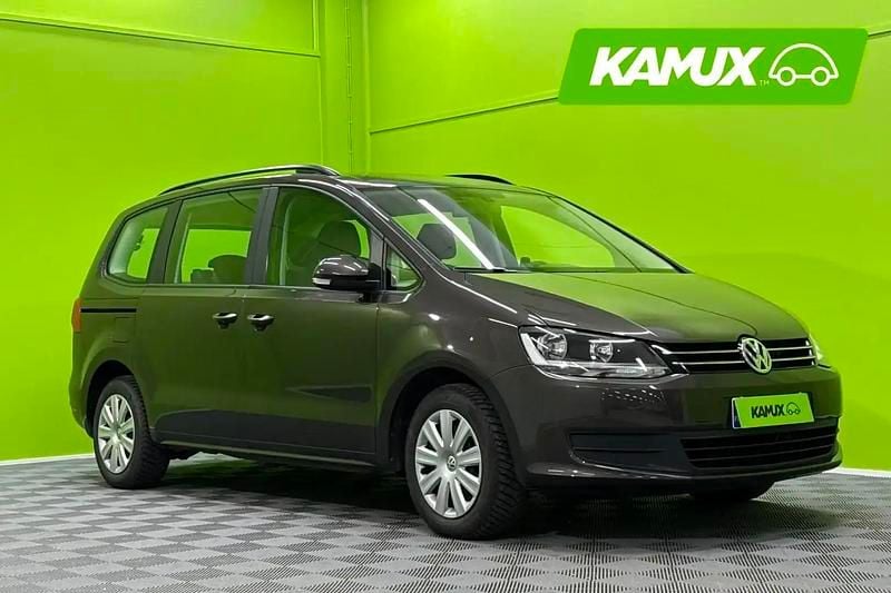 Ruskea Käytetty 2015 VW Sharan Comfortline Tila-auto | 15 780 € (Hyvä tarjous) - Kuva 1/4