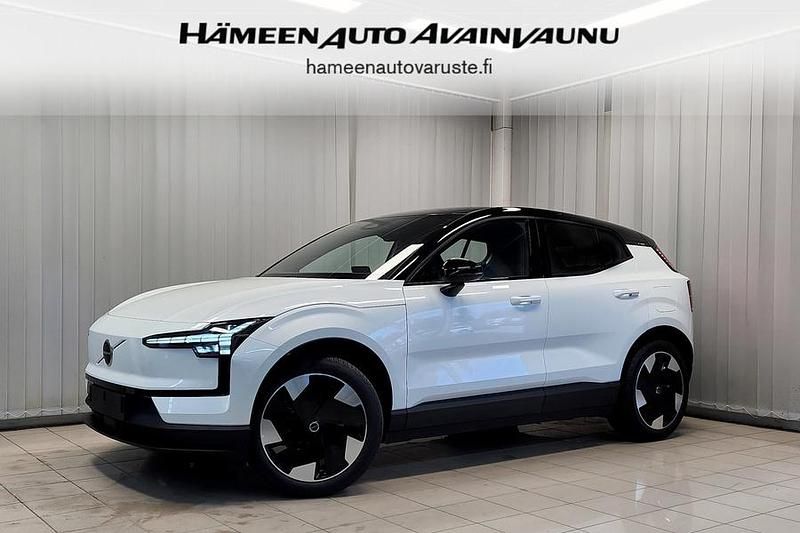Valkoinen Käytetty 2024 Volvo EX30 Plus Katumaasturi | 44 900 € (Kallis) - Kuva 1/4