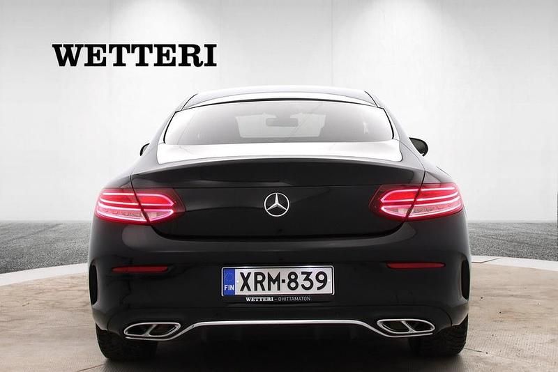 Käytetty Mercedes C200 AMG line 184 HP (135 kW) 2022 Musta Coupe - kaksiovinen