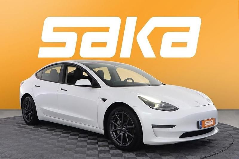 Käytetty 2021 Tesla Model 3 Sedan | 26 690 € (Perustarjous) - Kuva 1/3
