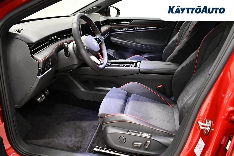 Uusi VW ID.7 GTX 250 kW (340 HP) 2025 Kings red /black Farmari