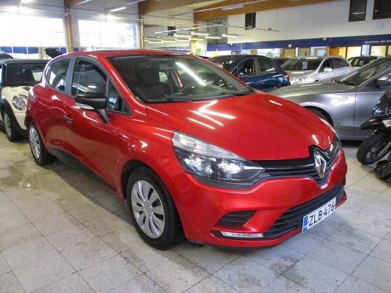 Punainen Käytetty 2016 Renault Clio IV Life Viistoperä | 5 990 € - Kuva 1/4