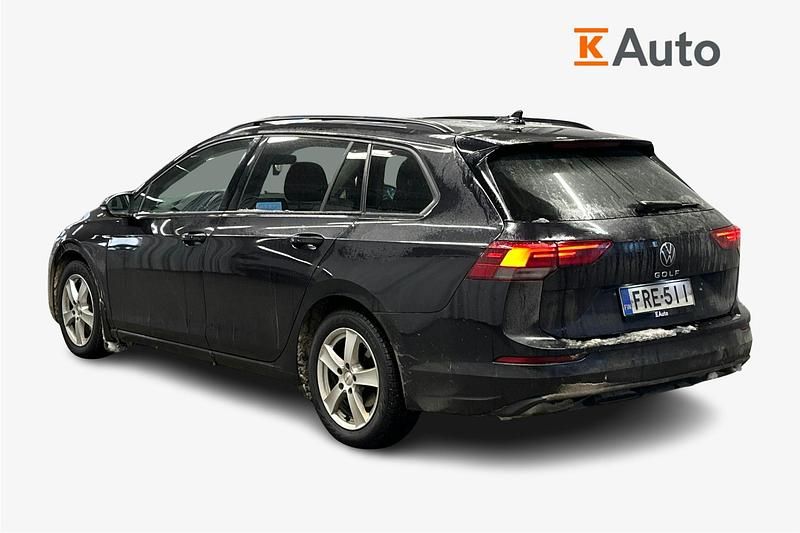 Käytetty VW Golf VIII 116 HP (85 kW) 2021 Musta Farmari