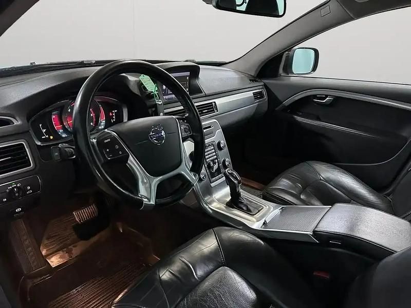 Käytetty Volvo XC70 Summum 163 HP (119 kW) 2014 Musta Farmari