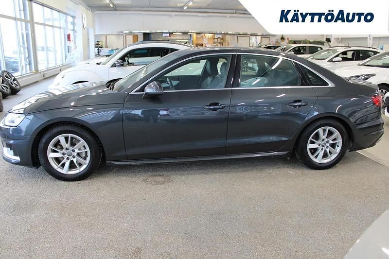 Käytetty Audi A4 Business 204 HP (150 kW) 2021 Harmaa Sedan