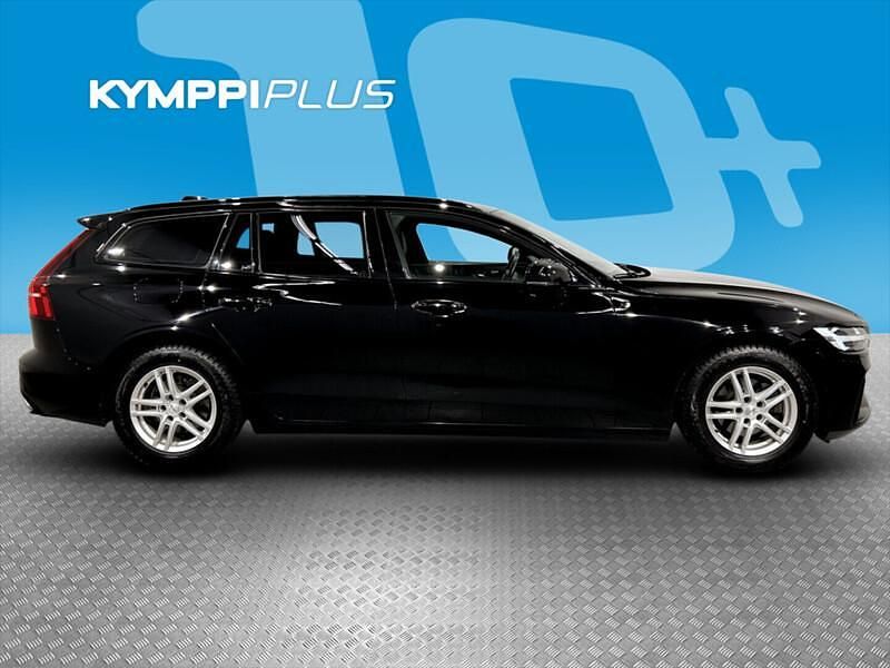 Käytetty Volvo V60 Business Edition 190 HP (139 kW) 2019 Farmari