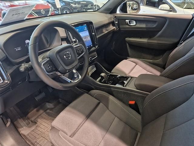 Käytetty Volvo EC40 Plus 185 kW (252 HP) 2024 735 Katumaasturi