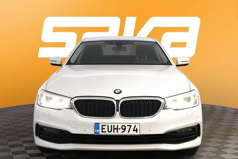 Käytetty BMW 530e Shadowline 252 HP (185 kW) 2020 Sedan