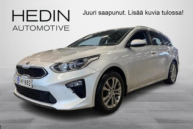 Käytetty Kia Ceed Sportswagon EX 120 HP (88 kW) 2019 Hopea Farmari