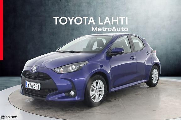 Sininen Käytetty 2024 Toyota Yaris Viistoperä | 20 990 € (Perustarjous) - Kuva 1/4