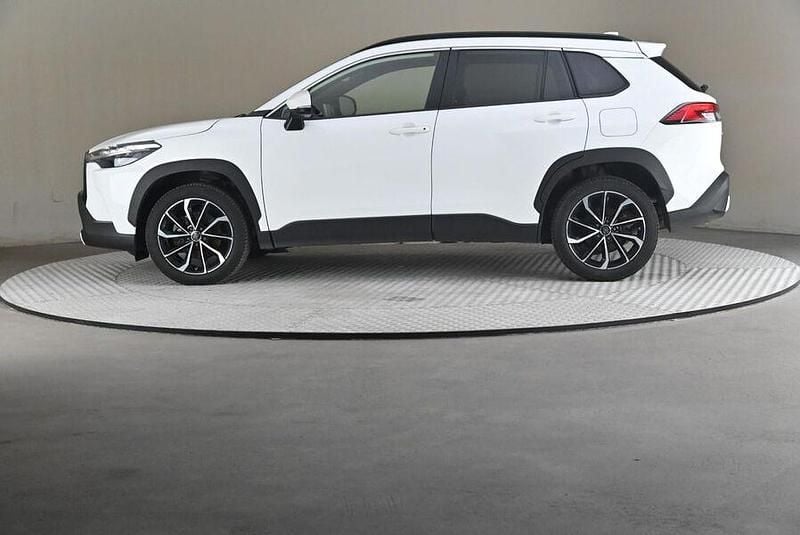 Käytetty Toyota Corolla Cross Edition 197 HP (144 kW) 2023 Katumaasturi