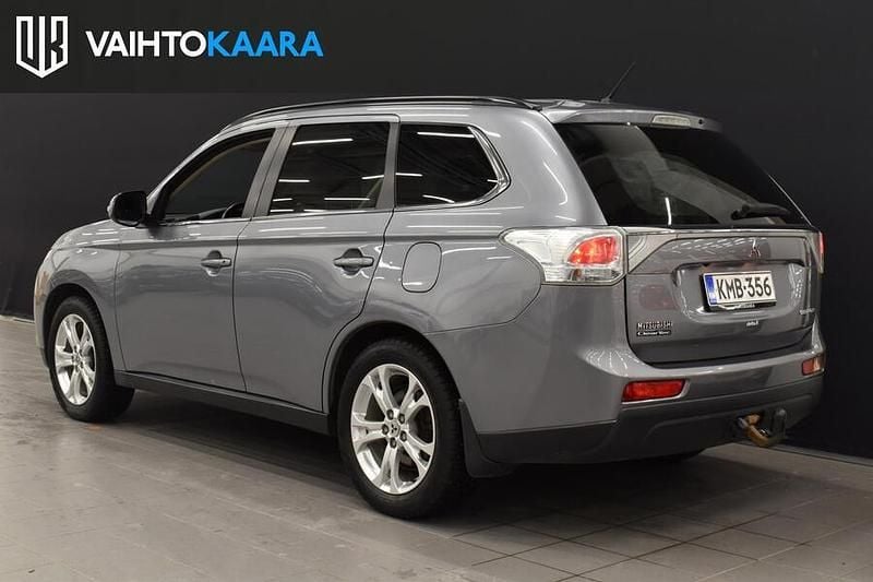 Käytetty Mitsubishi Outlander Intense 150 HP (110 kW) 2013 Katumaasturi