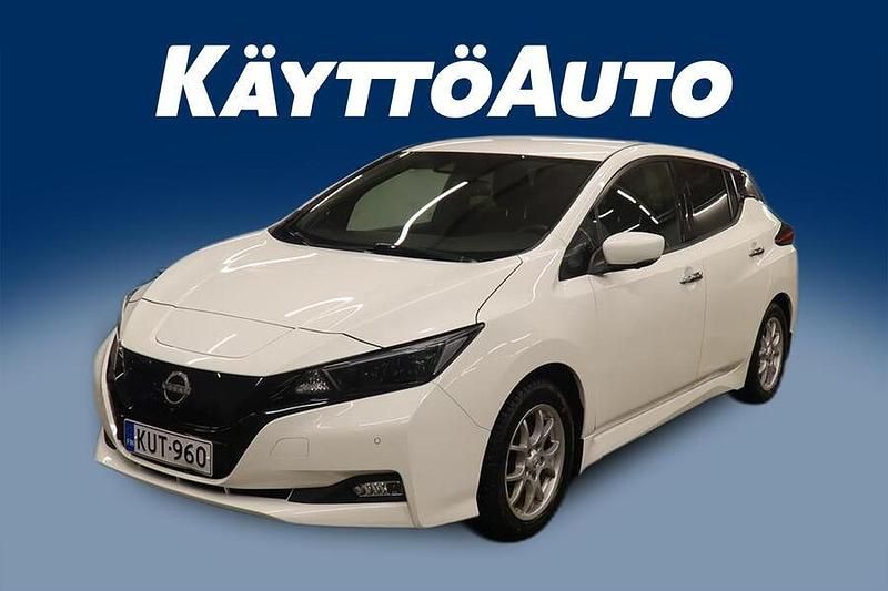 Käytetty Nissan Leaf 360º 110 kW (150 HP) 2022 Met. valkoinen Viistoperä