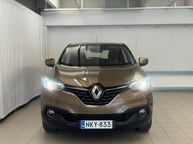 Käytetty Renault Kadjar Zen 131 HP (96 kW) 2017 Ruskea Katumaasturi