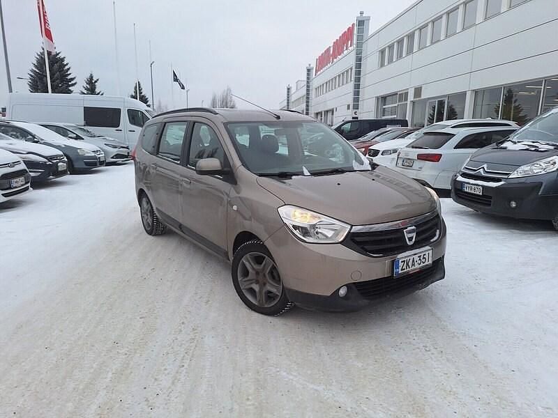 Käytetty Dacia Lodgy Lauréate 116 HP (85 kW) 2013 Tila-auto
