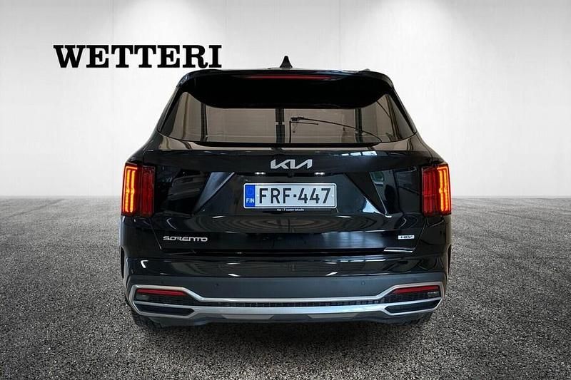 Käytetty Kia Sorento 230 HP (169 kW) 2023 Musta Katumaasturi