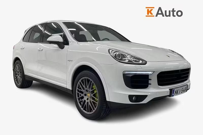 Käytetty 2016 Porsche Cayenne Platinum Edition Katumaasturi | 26 490 € - Kuva 1/4