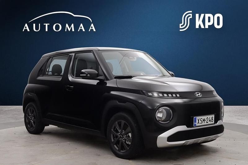 Uusi Hyundai Inster 85 kW (116 HP) 2025 Musta Viistoperä