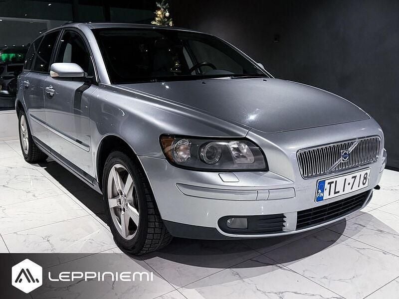 Käytetty Volvo V50 220 HP (161 kW) 2006 Farmari