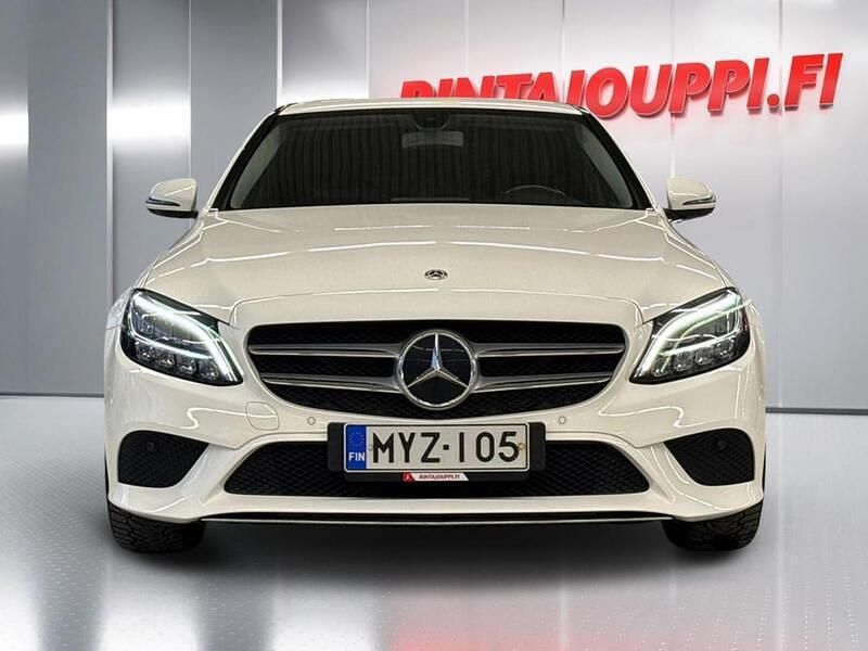 Käytetty Mercedes A180 Business 156 HP (114 kW) 2019 Valkoinen Sedan