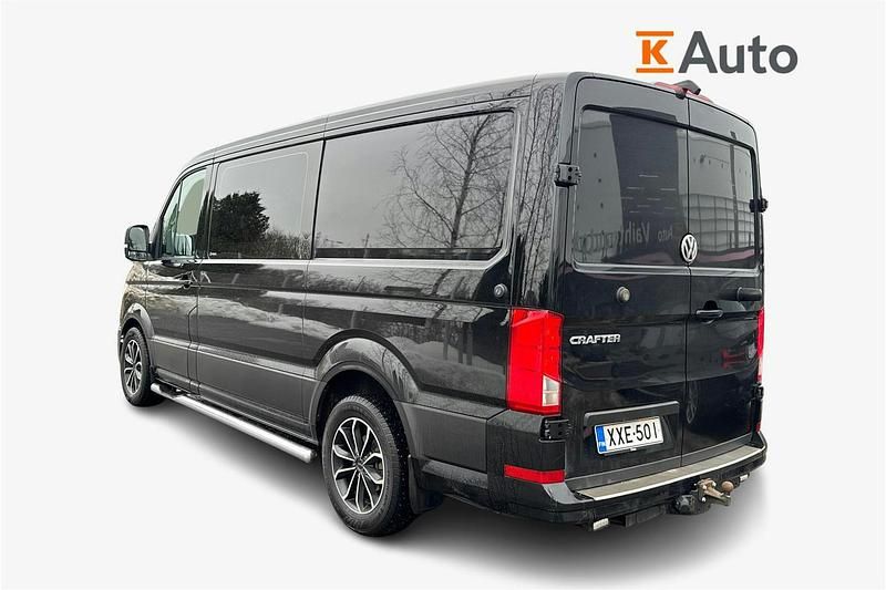 Käytetty VW Crafter 174 HP (127 kW) 2022 Musta Van