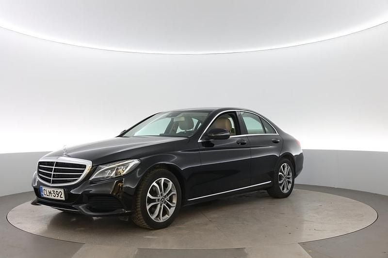 Käytetty 2018 Mercedes A180 Exclusive Sedan | 25 490 € (Hieman kallis) - Kuva 1/4