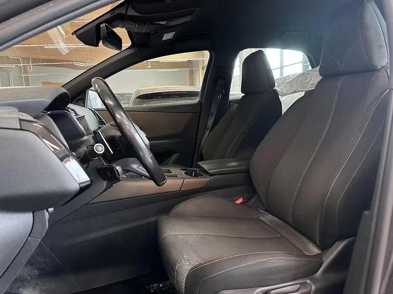 Käytetty DS Automobiles DS7 Crossback So Chic 181 HP (133 kW) 2019 Katumaasturi