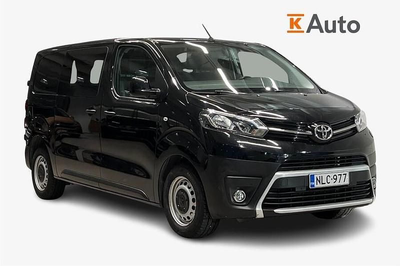 Käytetty Toyota Proace 177 HP (130 kW) 2018 Musta Tila-auto