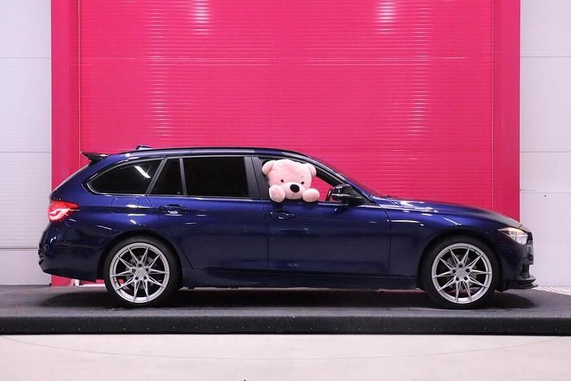 Käytetty BMW 320 190 HP (139 kW) 2017 Farmari