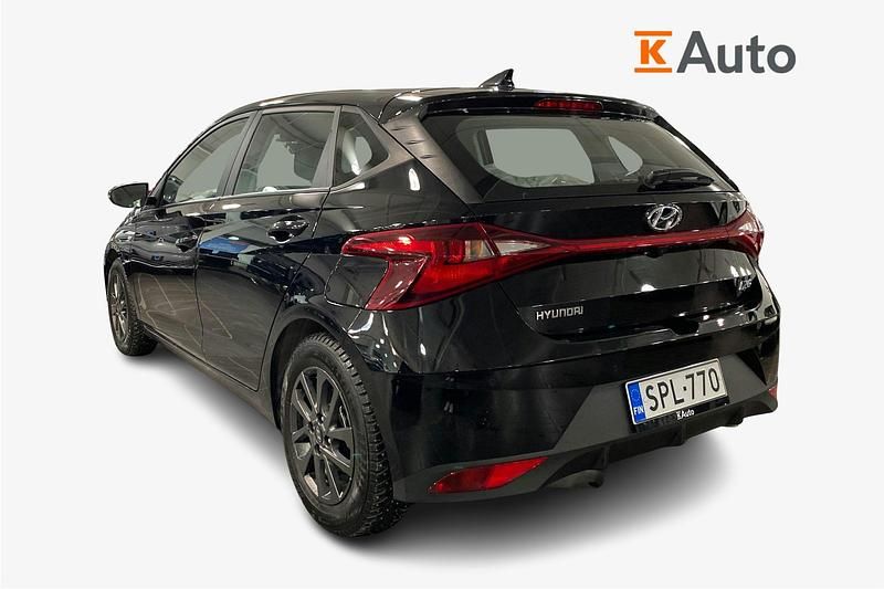 Käytetty Hyundai i20 Comfort 101 HP (74 kW) 2023 Musta Viistoperä