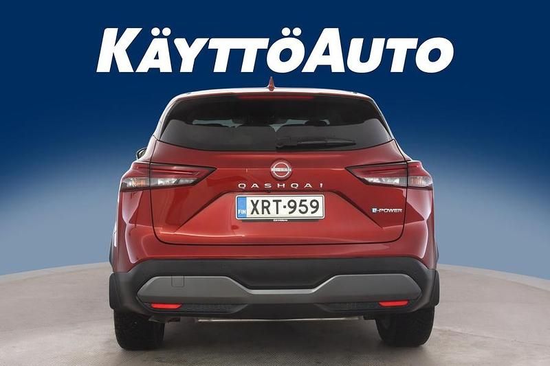 Käytetty Nissan Qashqai N-Connecta 190 HP (139 kW) 2023 Reddish orange Katumaasturi