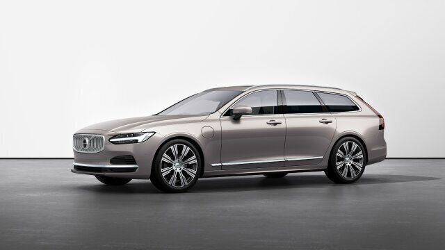 Käytetty 2020 Volvo V90 Momentum Farmari | 64 895 € - Kuva 1/1