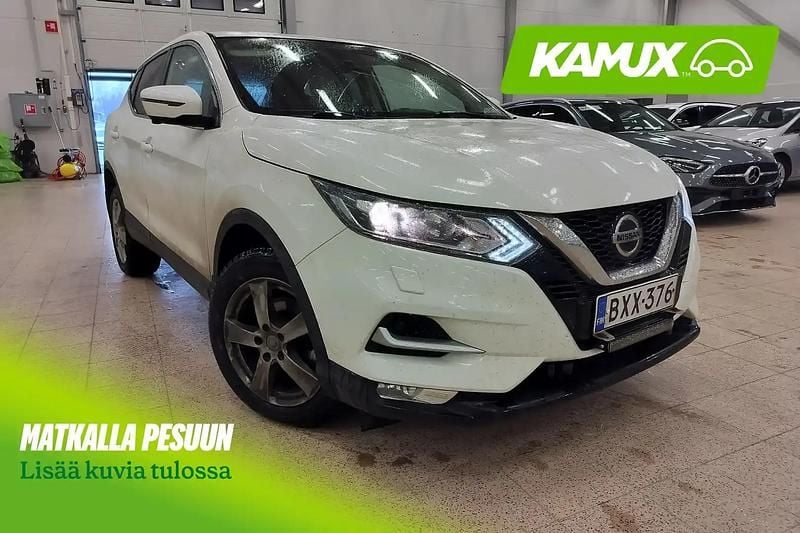Käytetty Nissan Qashqai N-Connecta 150 HP (110 kW) 2019 Valkoinen Katumaasturi