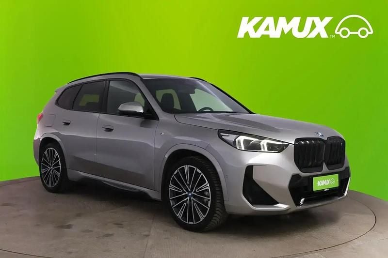 Käytetty BMW iX1 M Sport 230 kW (313 HP) 2023 Hopea / harmaa Katumaasturi